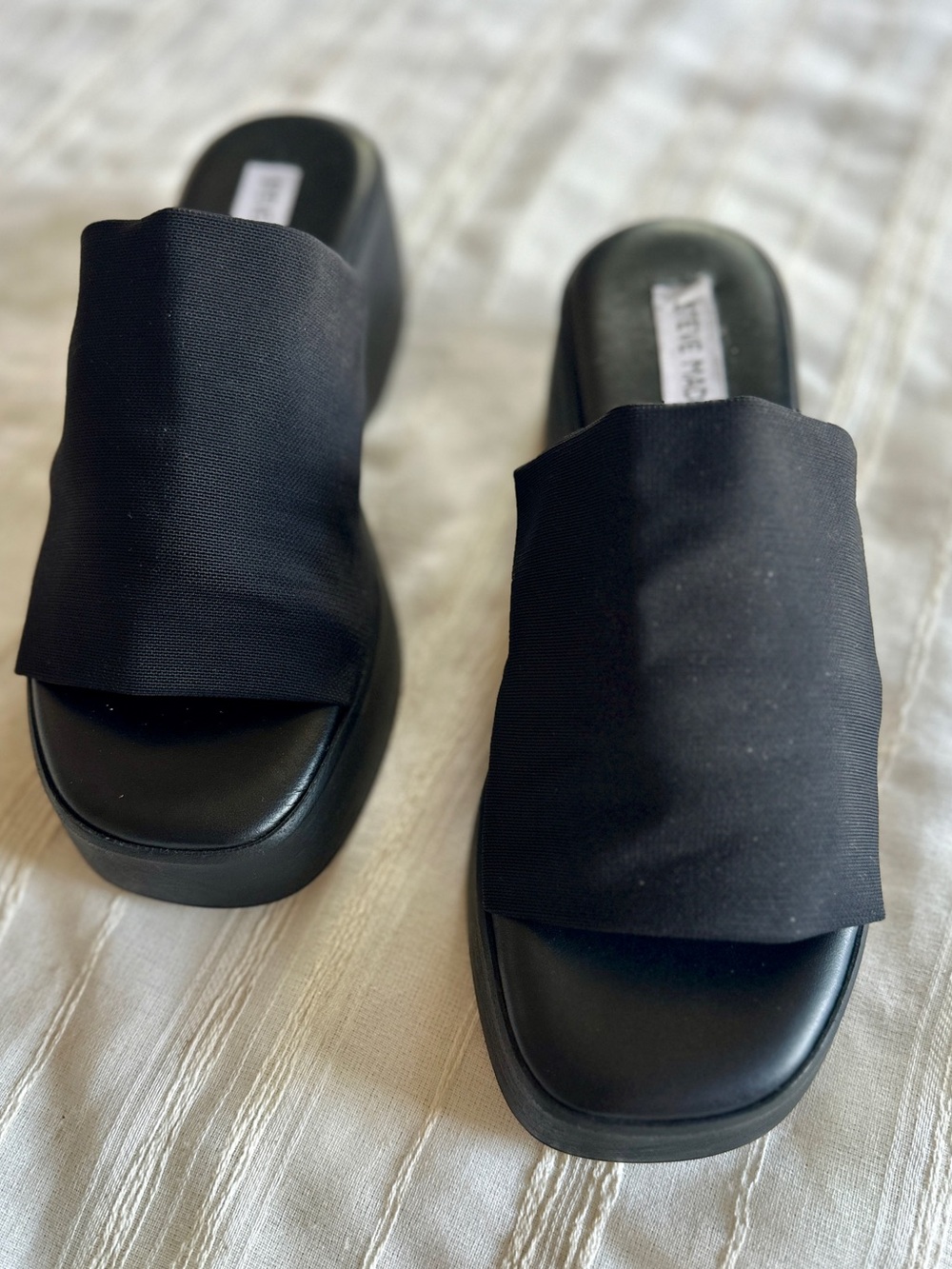 NWOB STEVE MADDEN Y2K Slinky30 Black Sandal | Women’s 39